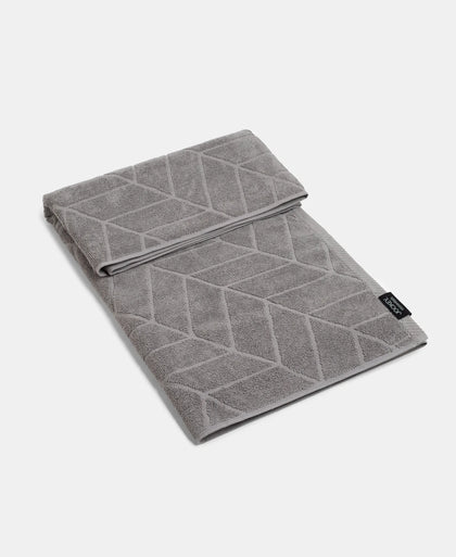Cotton Terry Ultrasoft and Durable Patterned Bath Towel - Grey