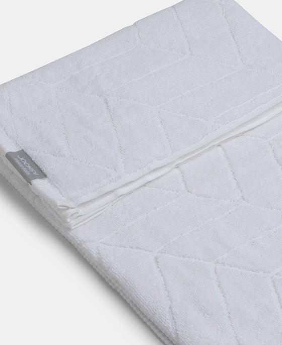 Cotton Terry Ultrasoft and Durable Patterned Bath Towel - White