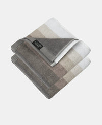 GREY JKY