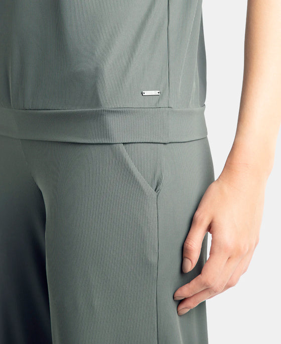 Microfiber Elastane Stretch Hybrid Tank Top with Ribbed Sleeves - Gun Metal