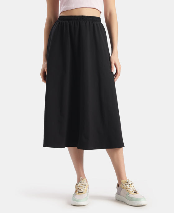 Microfiber Fabric Skirt with Side Pockets - Black