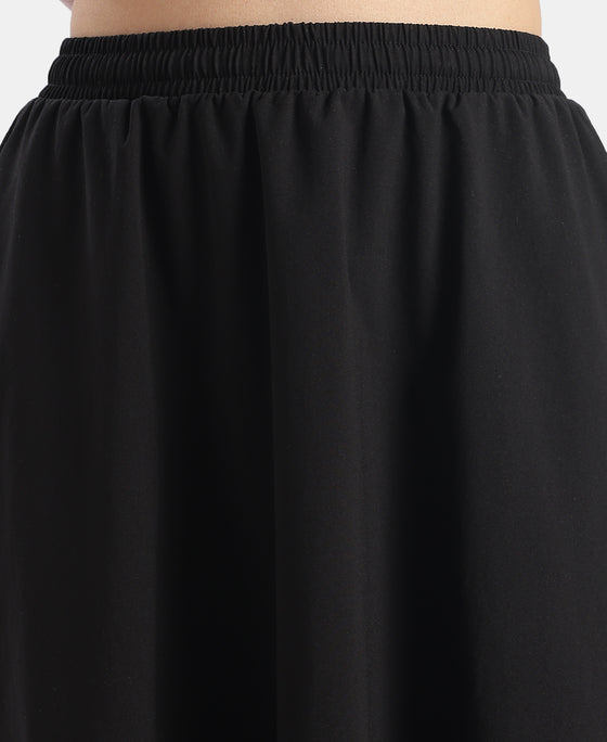 Microfiber Fabric Skirt with Side Pockets - Black