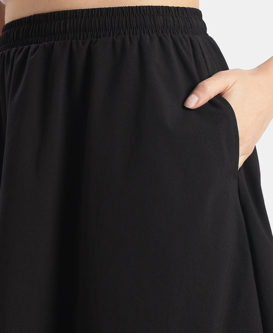 Microfiber Fabric Skirt with Side Pockets - Black