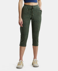Super Combed Cotton Elastane Slim Fit Printed Capri with Side Pockets - Beetle Printed-1