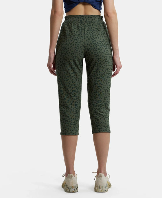 Super Combed Cotton Elastane Slim Fit Printed Capri with Side Pockets - Beetle Printed-3