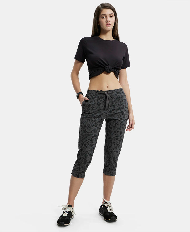 Super Combed Cotton Elastane Slim Fit Printed Capri with Side Pockets - Charcoal Printed-6