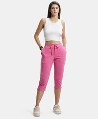 Super Combed Cotton Elastane Slim Fit Printed Capri with Side Pockets - Ibis Rose Melange-4