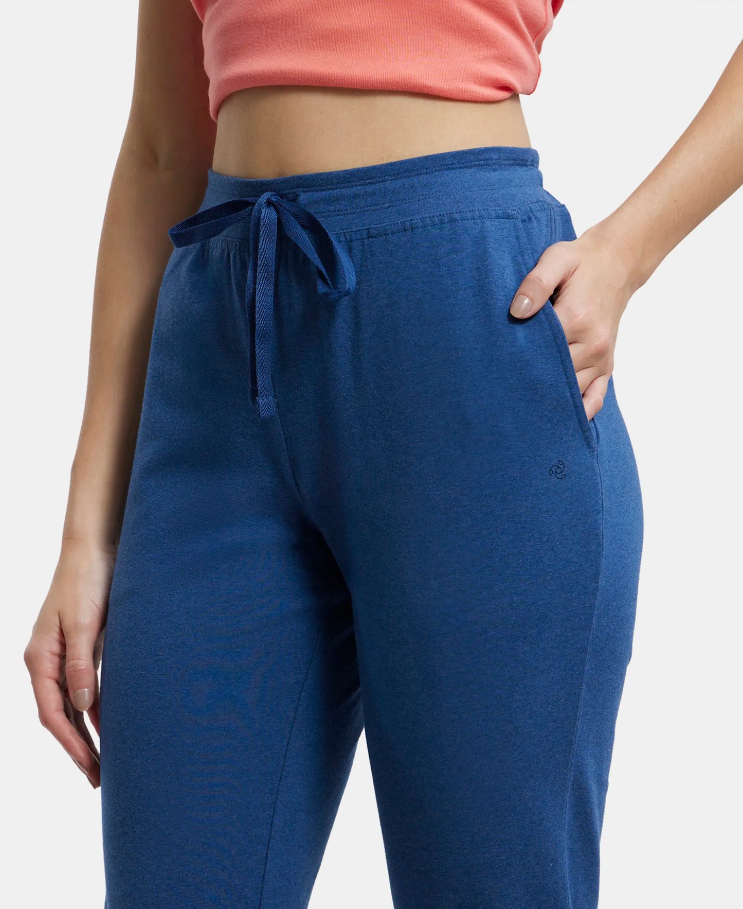 Super Combed Cotton Elastane Slim Fit Printed Capri with Side Pockets - Vintage Denim Melange-7
