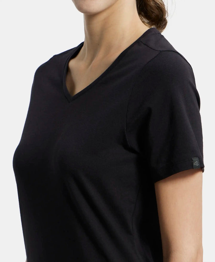 Super Combed Cotton Elastane Regular Fit Solid V Neck Half Sleeve T-Shirt - Black-6