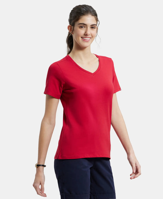 Super Combed Cotton Elastane Regular Fit Solid V Neck Half Sleeve T-Shirt - Jester Red-2