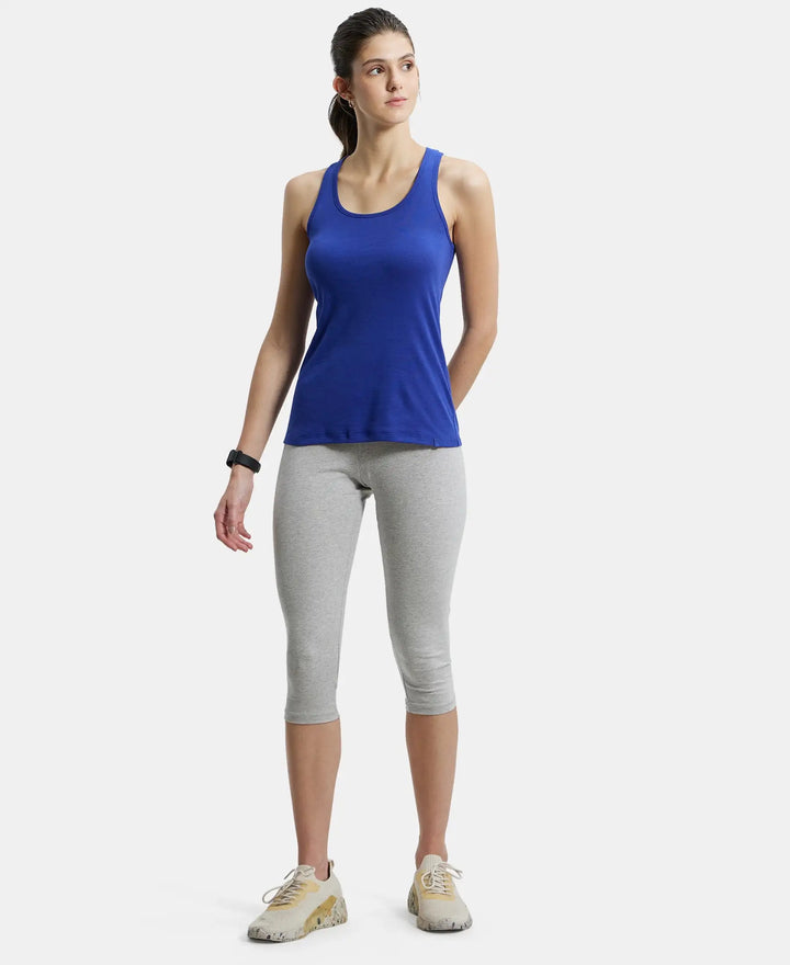 Super Combed Cotton Elastane Slim Fit Capri with Ultrasoft Waistband - Lt Grey Melange & Gloxinia-4