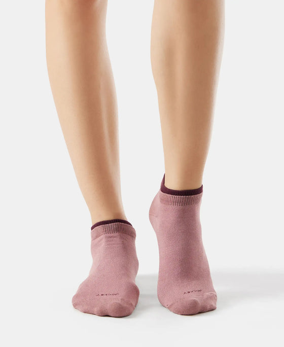Compact Cotton Stretch Solid Low Show Socks with StayFresh Treatment - Wistful mauve & Wine Tasting-3