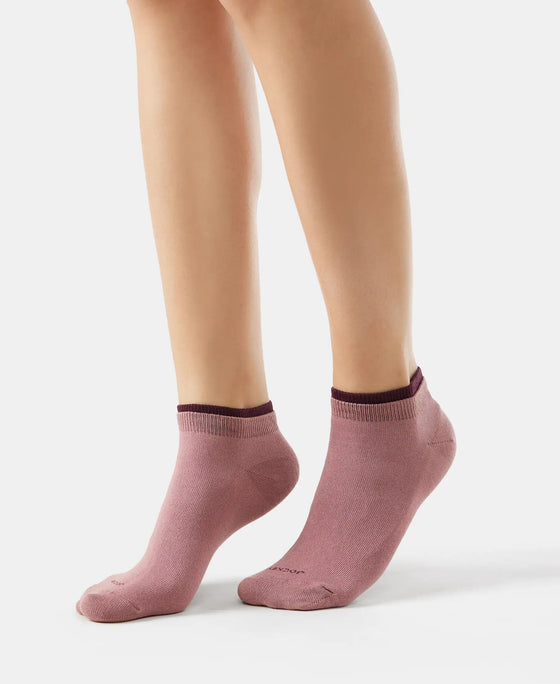 Compact Cotton Stretch Solid Low Show Socks with StayFresh Treatment - Wistful mauve & Wine Tasting-5