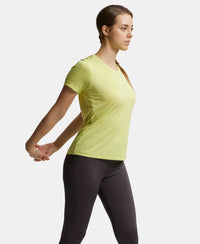 Microfiber Fabric Relaxed Fit Solid V Neck Half Sleeve Performance T-Shirt - Daiquiri Green-6
