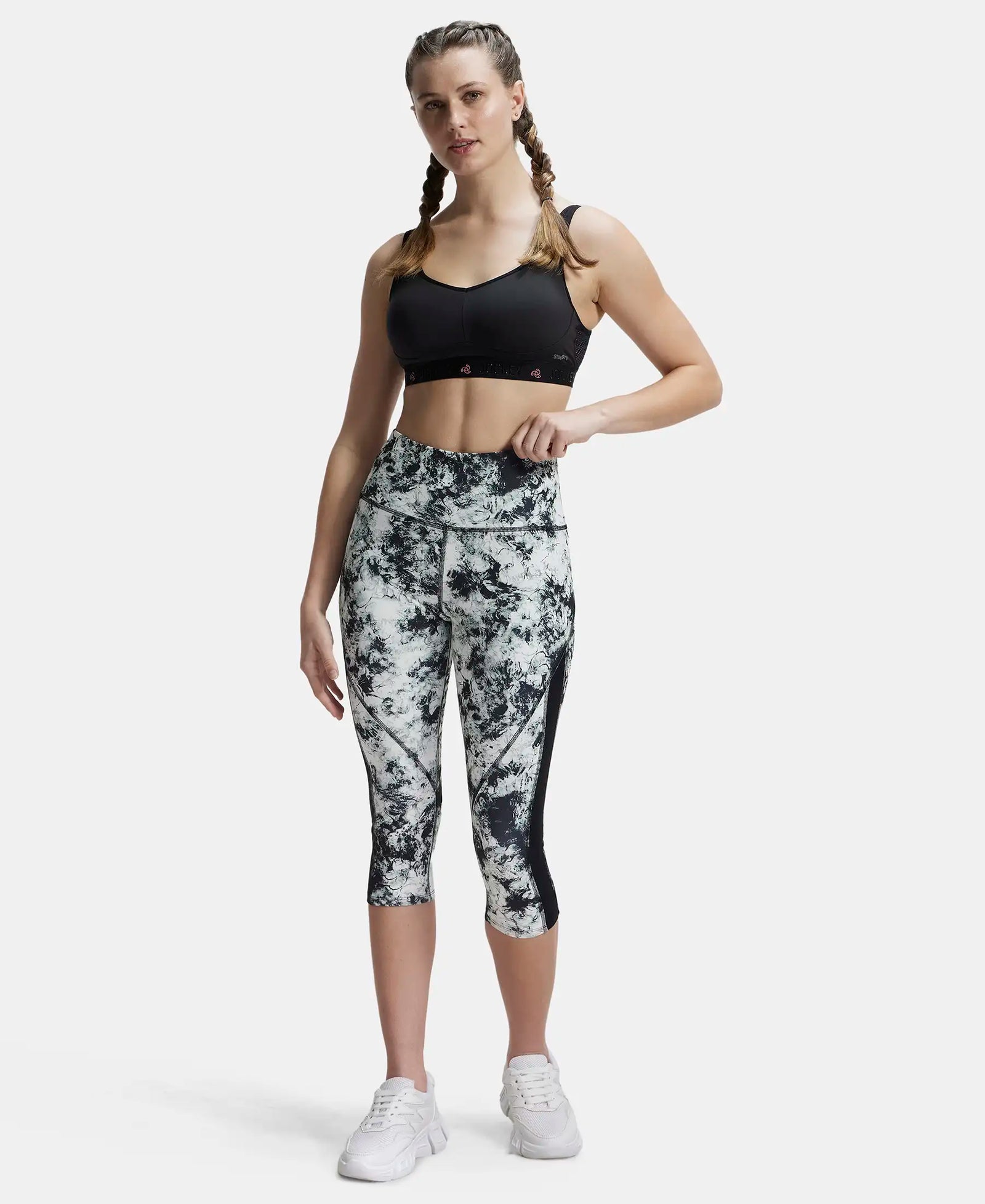 Microfiber Elastane Slim Fit Capri with Back Waistband Pocket - Black Printed-4